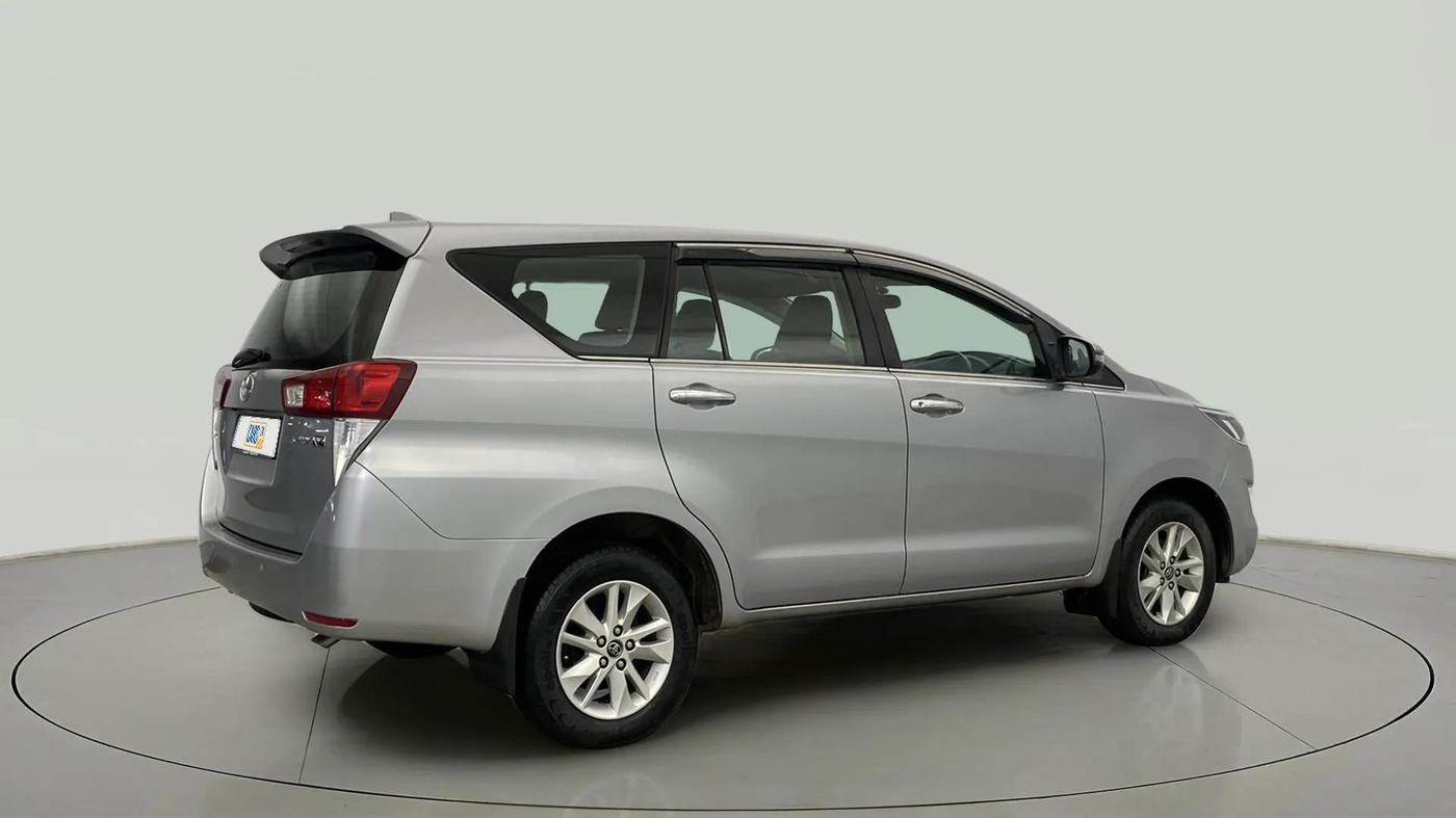 2018 Toyota Innova Crysta 2.7 VX 7 STR, Petrol, Manual, 41,601 km, Right Back Diagonal