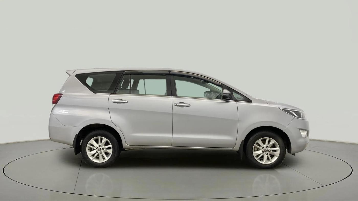 2018 Toyota Innova Crysta 2.7 VX 7 STR, Petrol, Manual, 41,601 km, Right Side View