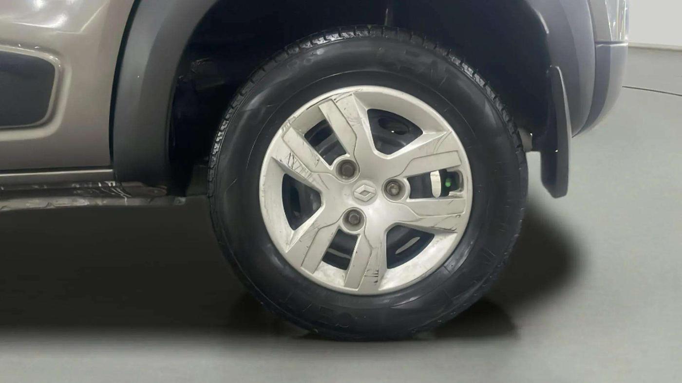 2016 Renault Kwid RXT 0.8, Petrol, Manual, 84,017 km, Left Rear Wheel