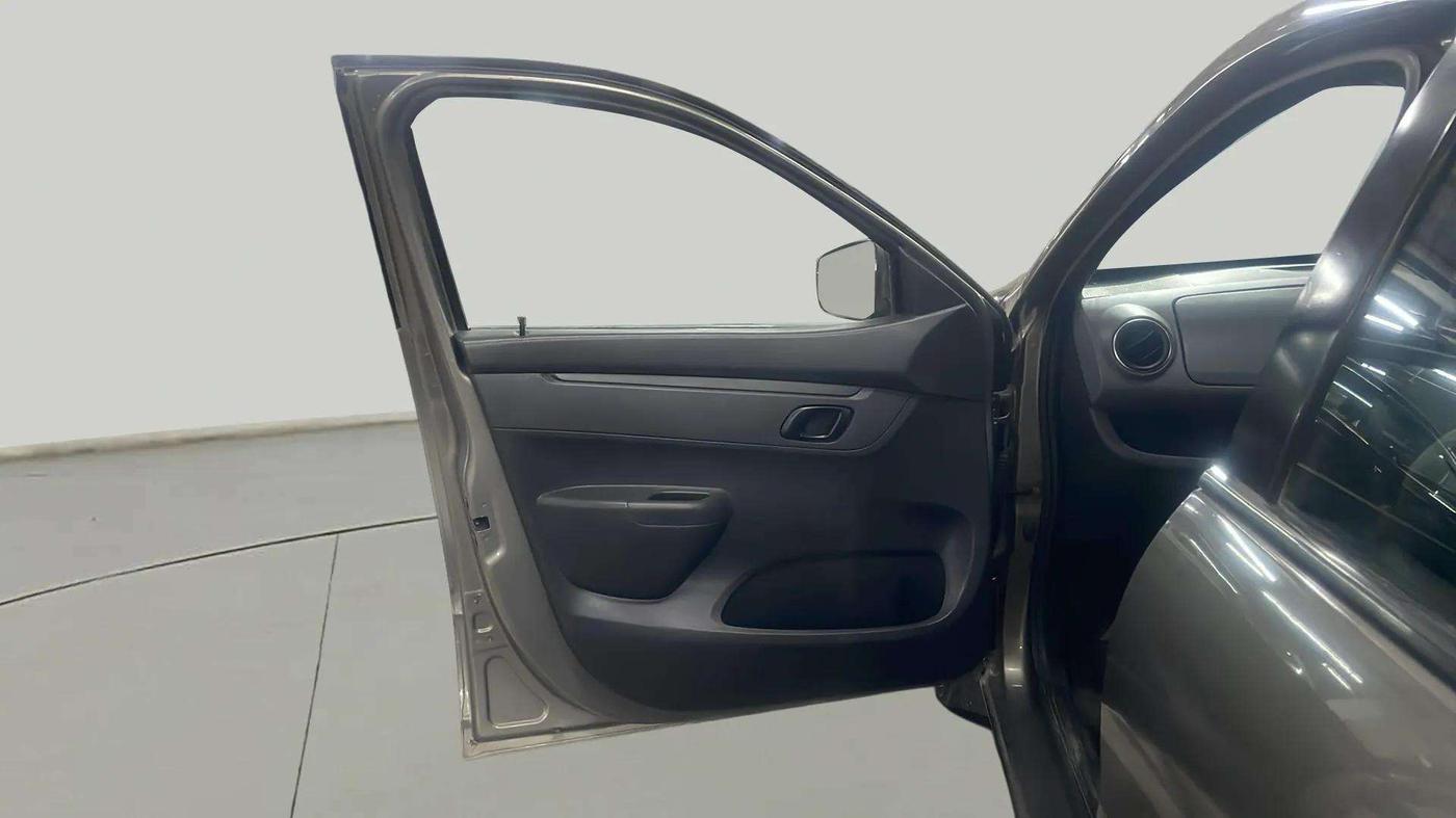 2016 Renault Kwid RXT 0.8, Petrol, Manual, 84,017 km, LHS Front Door