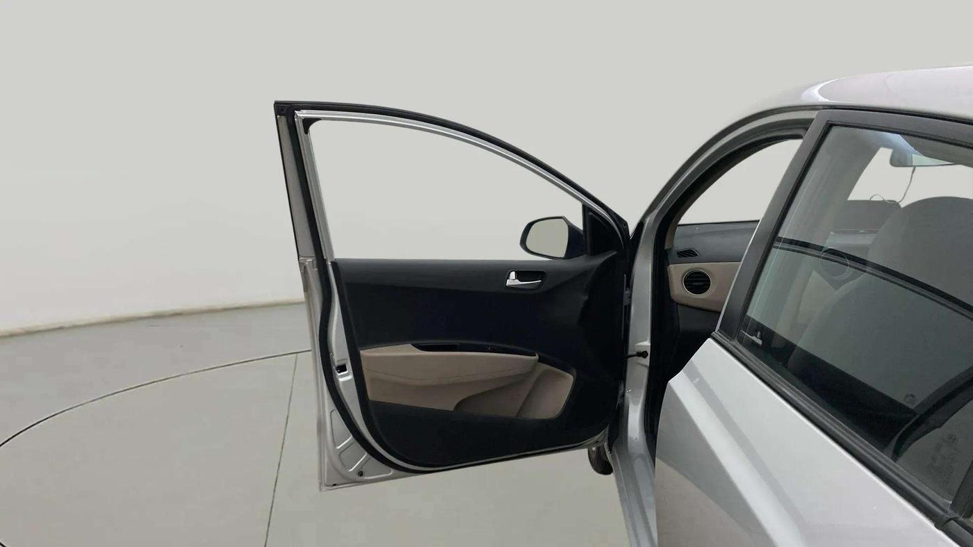2015 Hyundai Xcent S (O) 1.2, Petrol, Manual, 9,537 km, LHS Front Door
