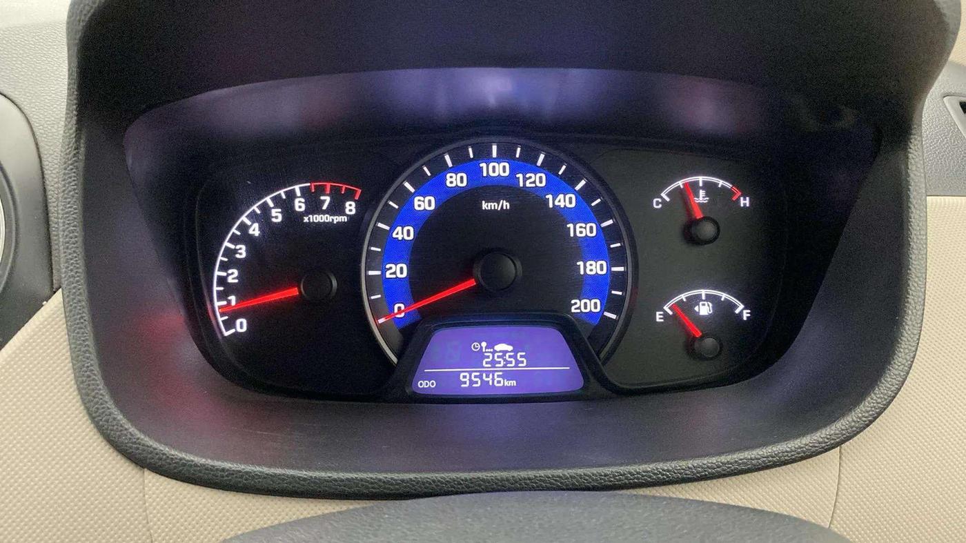 2015 Hyundai Xcent S (O) 1.2, Petrol, Manual, 9,537 km, Odometer Image