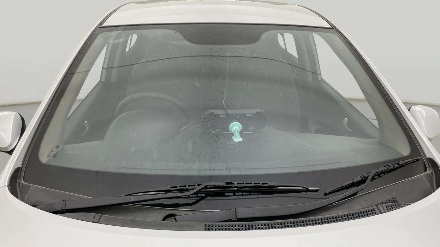 2015 Hyundai Xcent S (O) 1.2, Petrol, Manual, 9,537 km, Front Windshield