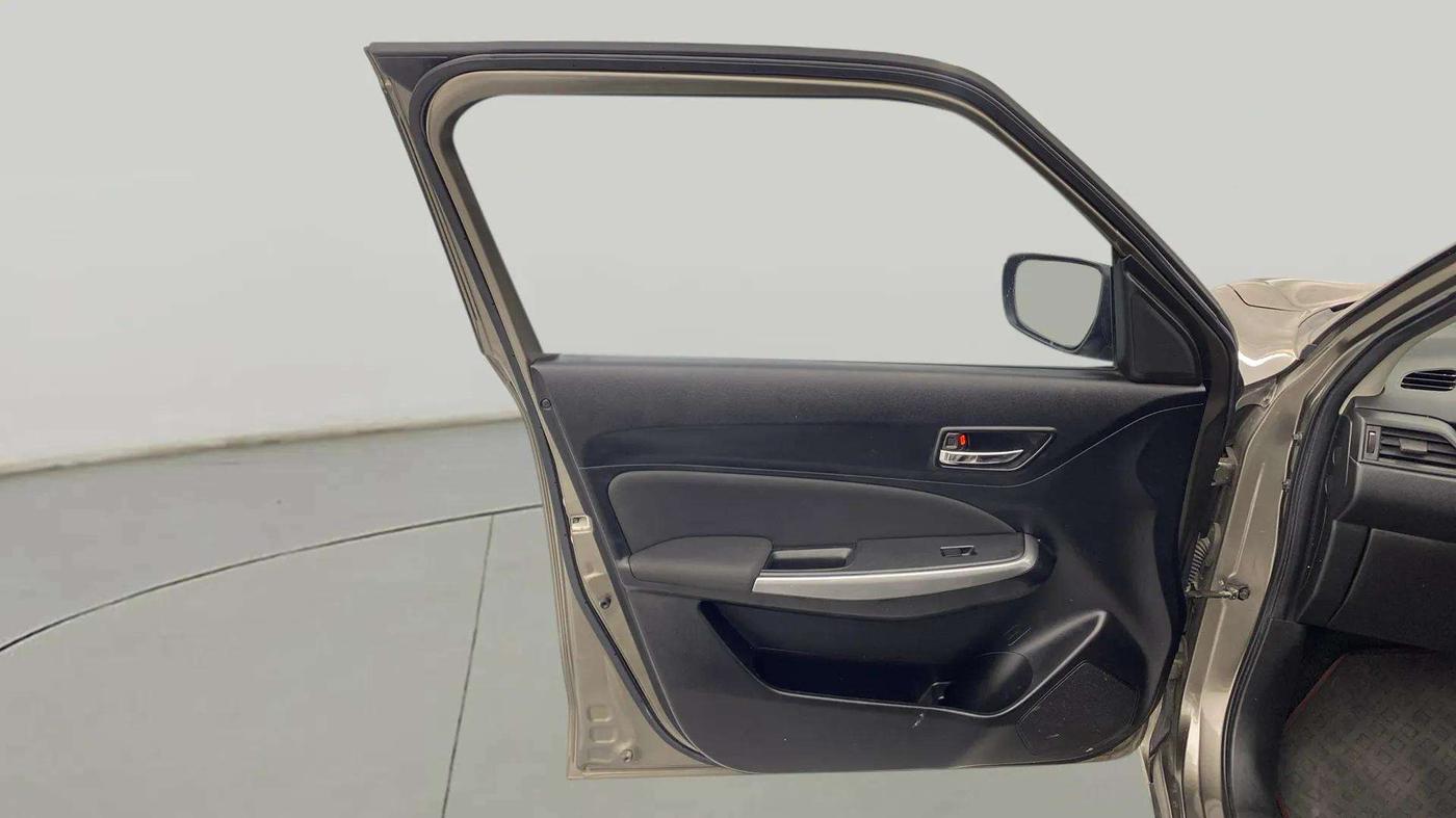 2020 Maruti Swift ZXI PLUS, Petrol, Manual, 12,723 km, LHS Front Door