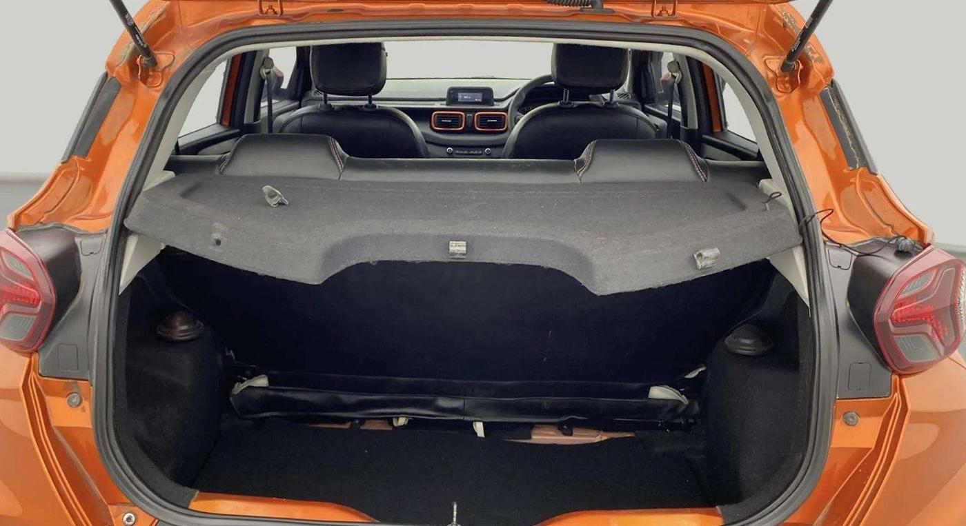 2022 Tata PUNCH ADVENTURE MT, Petrol, Manual, 18,846 km, Boot Open Zoomed View