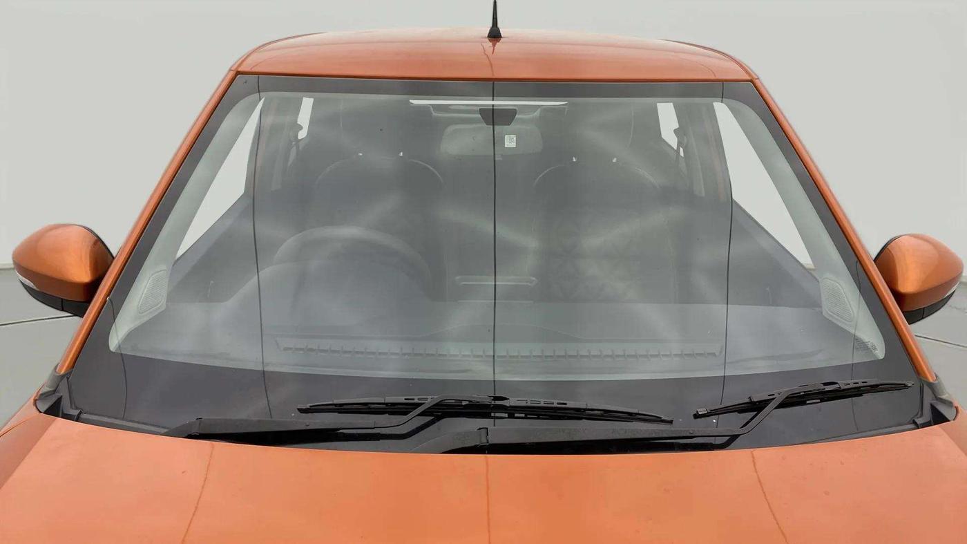 2022 Tata PUNCH ADVENTURE MT, Petrol, Manual, 18,846 km, Front Windshield