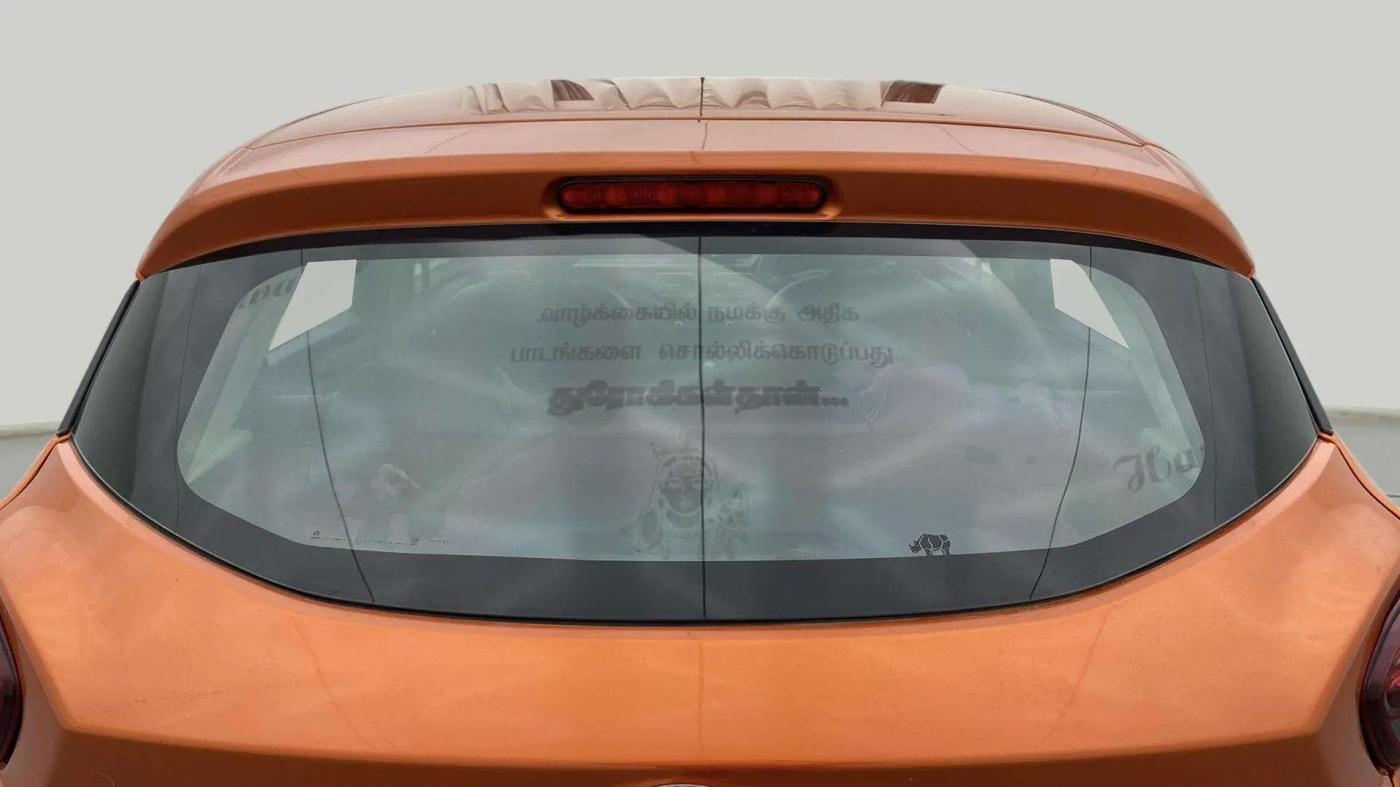2022 Tata PUNCH ADVENTURE MT, Petrol, Manual, 18,846 km, Rear Windshield