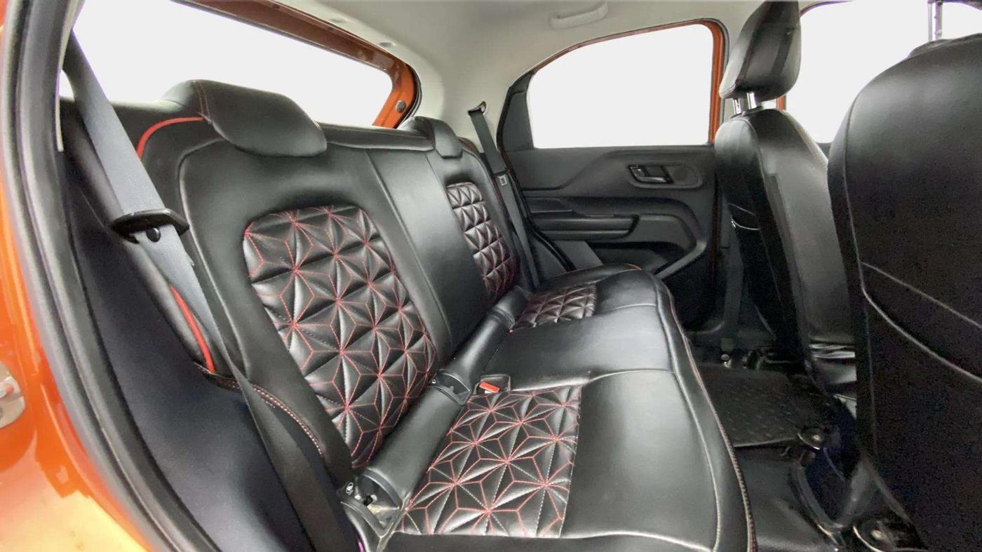 2022 Tata PUNCH ADVENTURE MT, Petrol, Manual, 18,846 km, Right Side Rear Door Cabin