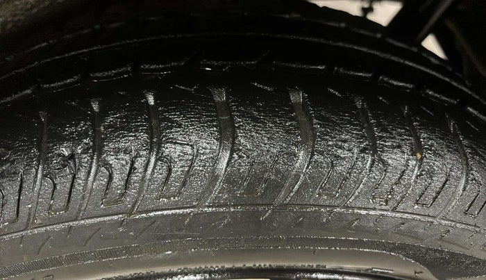 2016 Maruti Wagon R 1.0 VXI AMT, Petrol, Automatic, 81,002 km, Left Rear Tyre Tread
