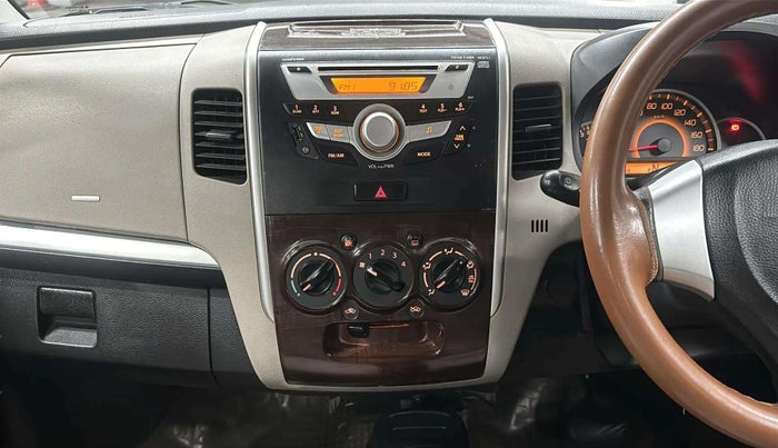 2016 Maruti Wagon R 1.0 VXI AMT, Petrol, Automatic, 81,002 km, AC Unit - Car heater not working