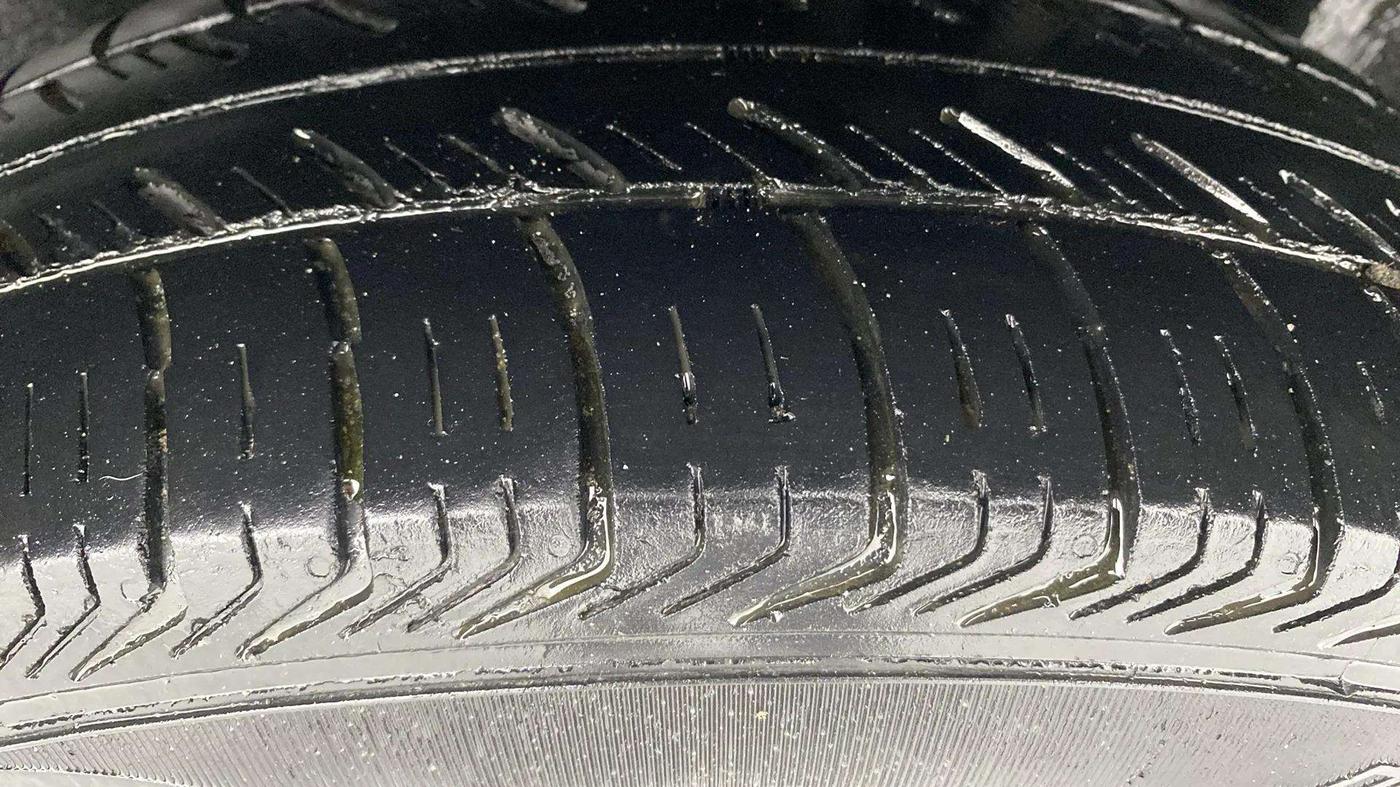 2023 Maruti Dzire VXI AMT, Petrol, Automatic, 66,777 km, Left Rear Tyre Tread