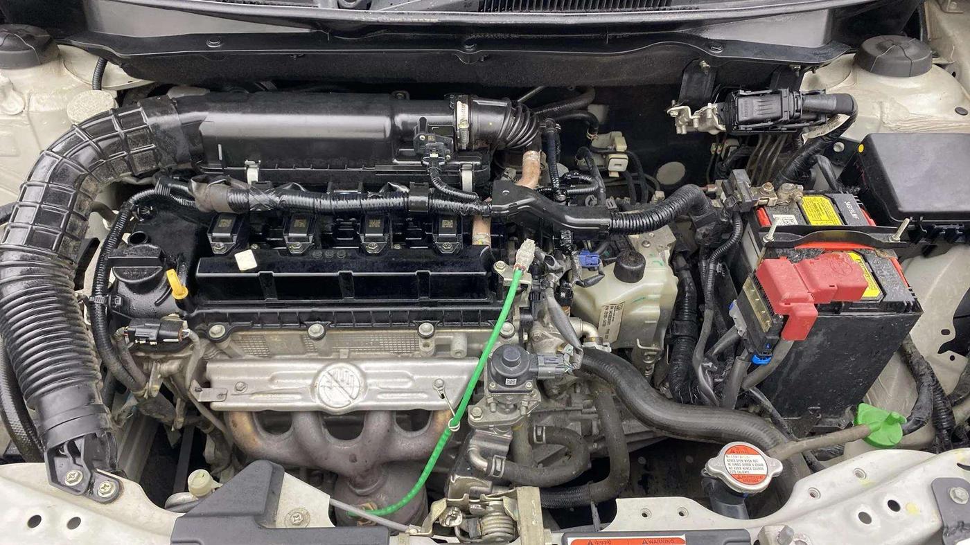 2023 Maruti Dzire VXI AMT, Petrol, Automatic, 66,777 km, Engine View
