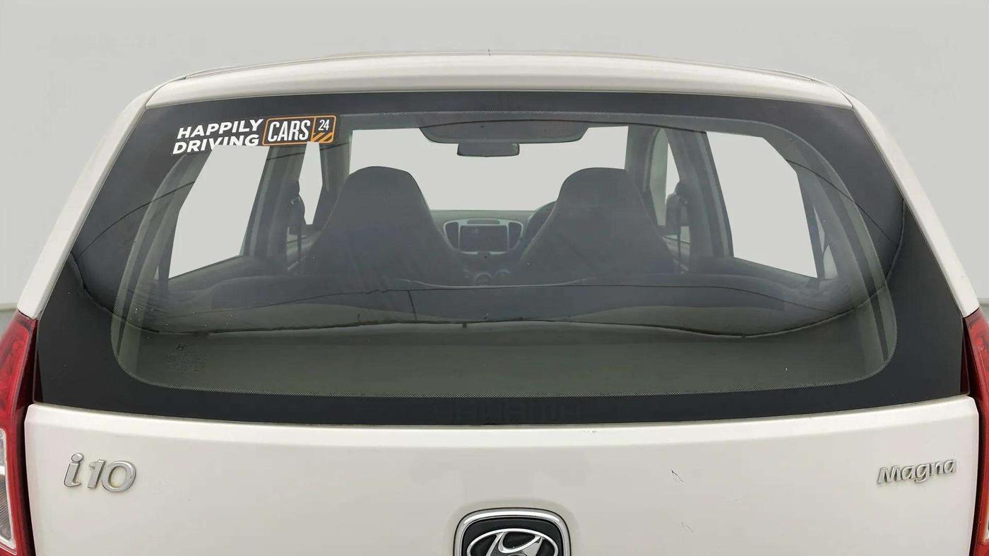 2014 Hyundai i10 MAGNA 1.1, Petrol, Manual, 38,439 km, Rear Windshield