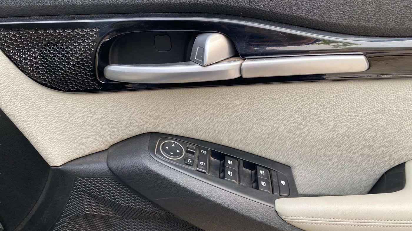 2021 KIA SELTOS HTX IVT 1.5 PETROL, Petrol, Automatic, 17,058 km, Driver Side Door Panels Control
