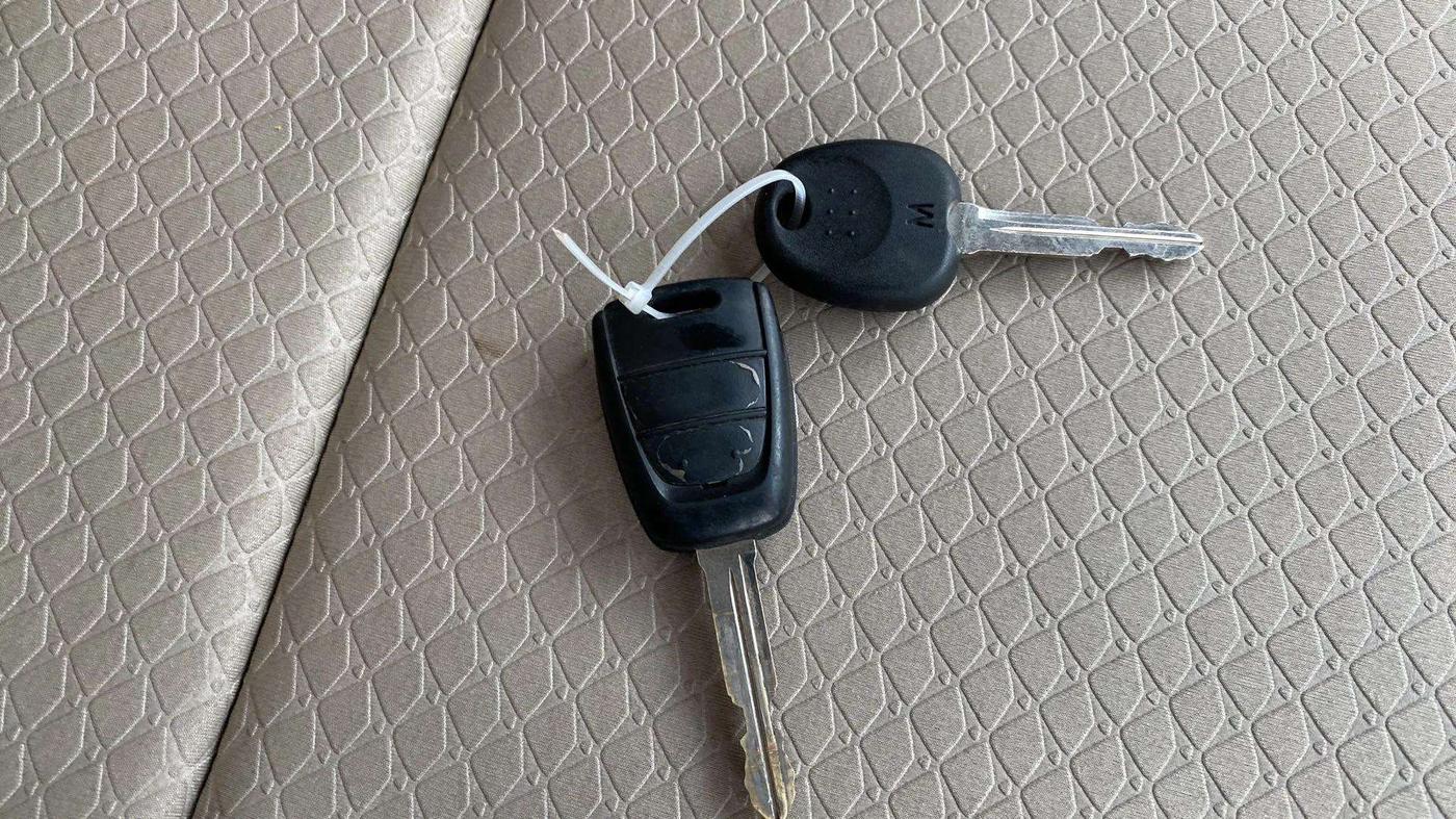 2020 Hyundai NEW SANTRO SPORTZ MT, Petrol, Manual, 12,006 km, Key Close Up