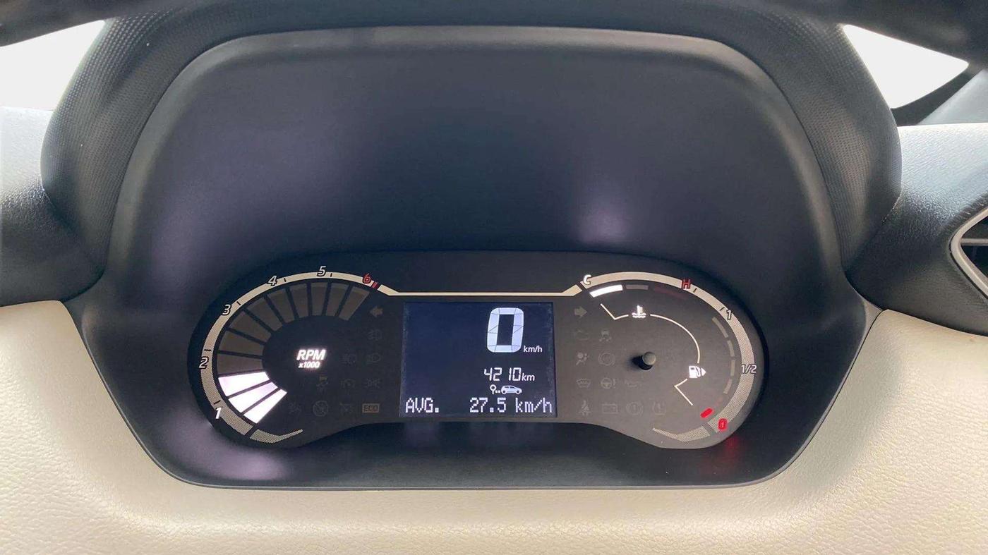 2023 Nissan MAGNITE XE, Petrol, Manual, 4,218 km, Odometer Image