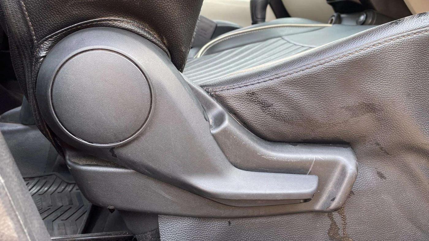 2018 Maruti IGNIS DELTA 1.2, Petrol, Manual, 74,391 km, Driver Side Adjustment Panel
