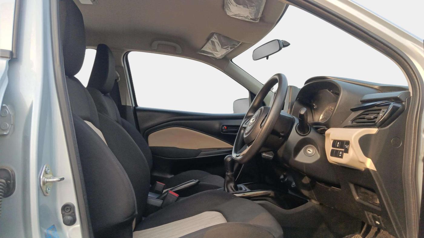 2024 Toyota Glanza E, Petrol, Manual, 8,201 km, Right Side Front Door Cabin