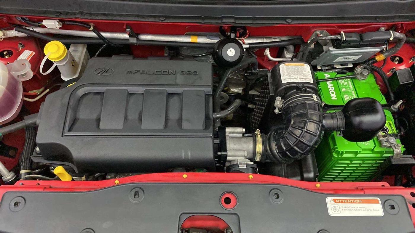2018 Mahindra KUV 100 NXT K2 P 6 STR, Petrol, Manual, 14,969 km, Open Bonet