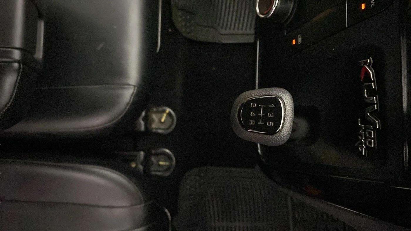 2018 Mahindra KUV 100 NXT K2 P 6 STR, Petrol, Manual, 14,969 km, Gear Lever