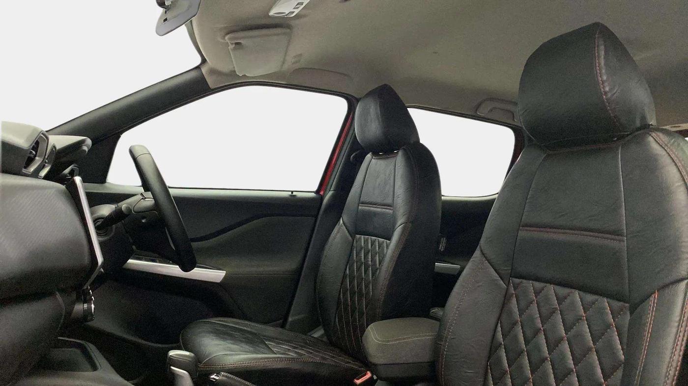 2023 Nissan MAGNITE XV PREMIUM TURBO CVT, Petrol, Automatic, 33,013 km, Right Side Front Door Cabin