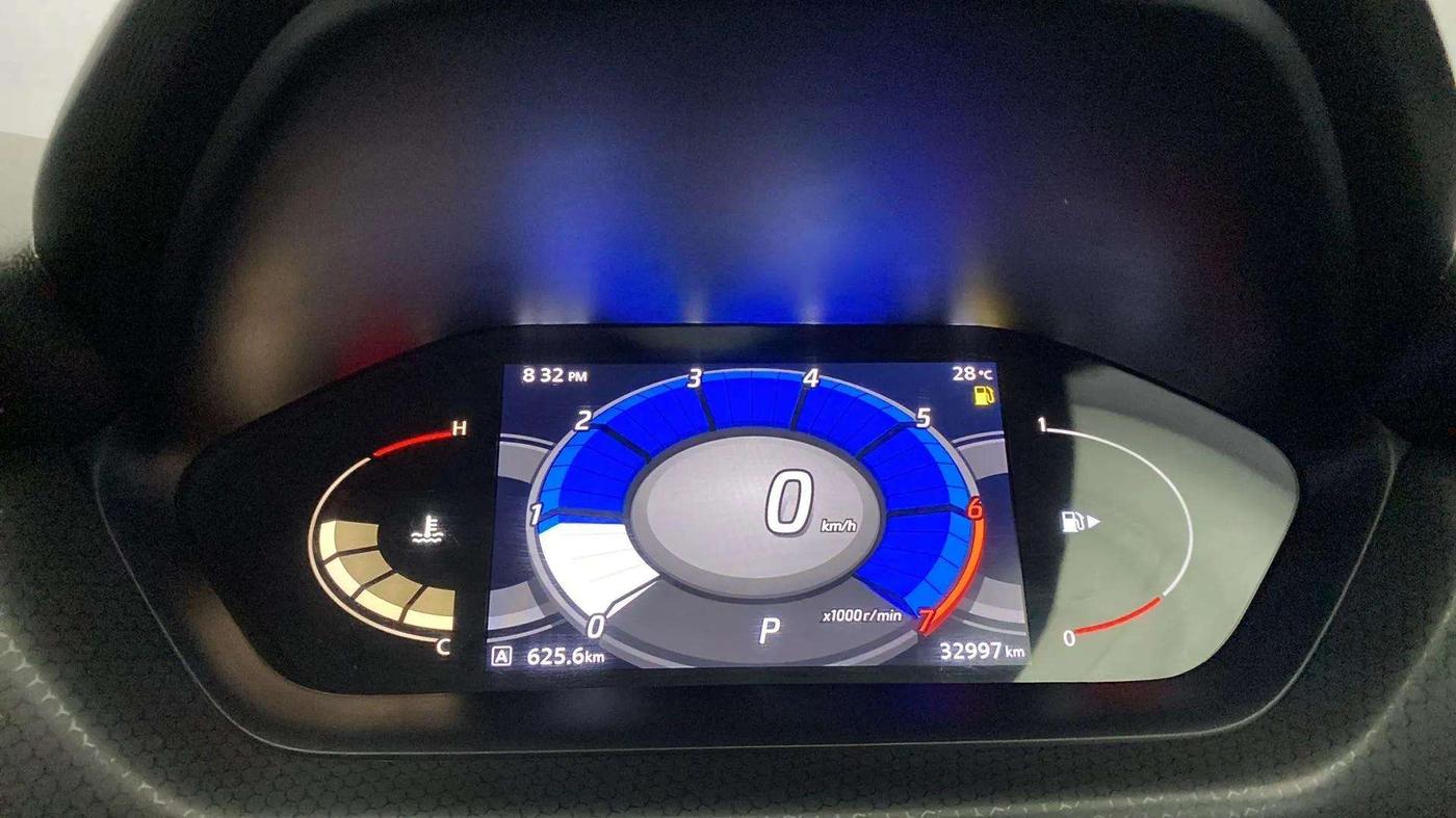2023 Nissan MAGNITE XV PREMIUM TURBO CVT, Petrol, Automatic, 33,013 km, Odometer Image
