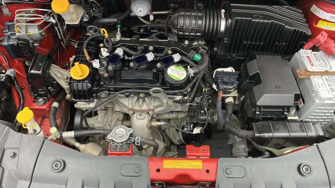 2020 Tata ALTROZ XM PETROL, Petrol, Manual, 25,942 km, Open Bonet