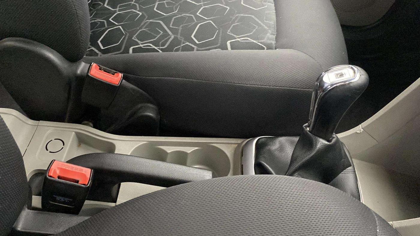 2017 Tata Tiago XT PETROL, Petrol, Manual, 71,061 km, Gear Lever