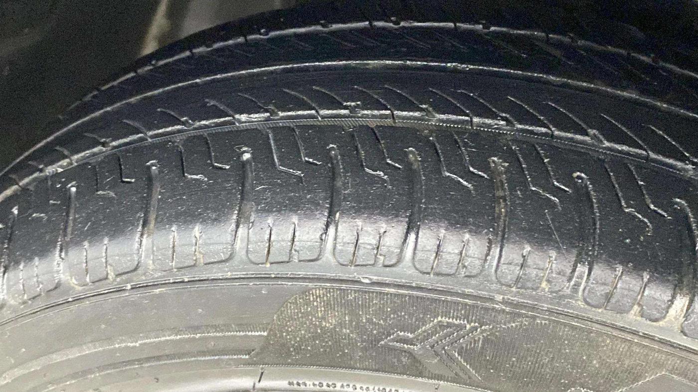 2017 Tata Tiago XT PETROL, Petrol, Manual, 71,061 km, Left Rear Tyre Tread