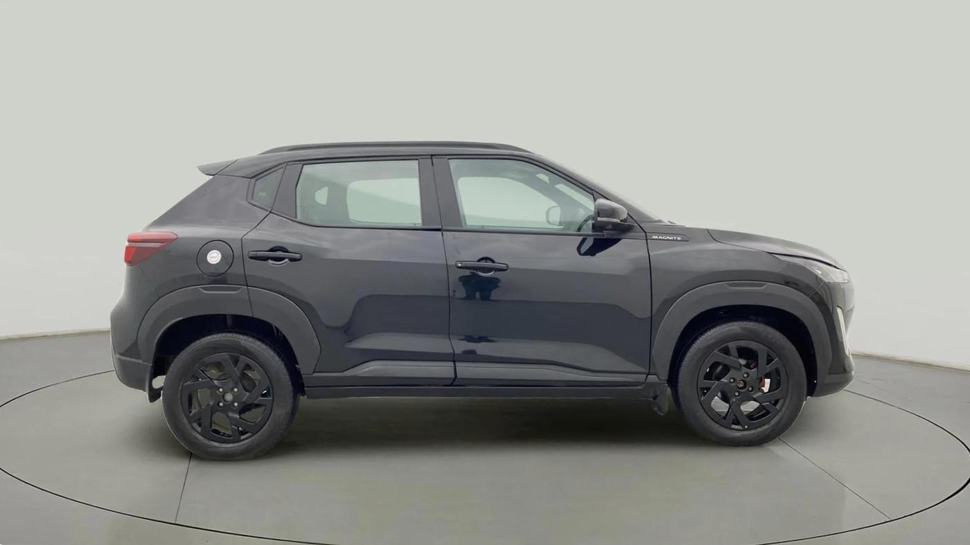 2023 Nissan MAGNITE XV CVT TURBO KURO EDITION , Petrol, Automatic, 21,741 km, Right Side View