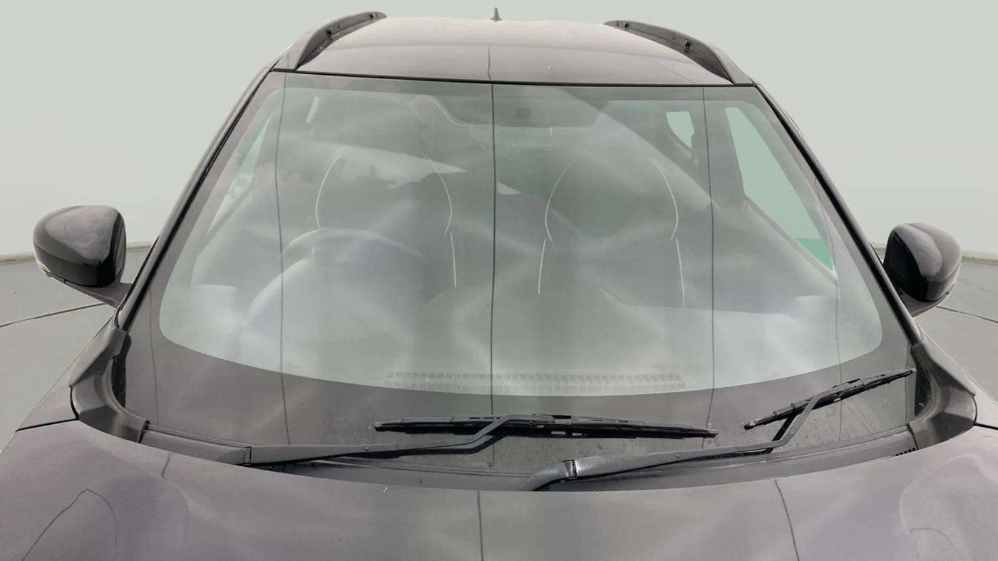 2023 Nissan MAGNITE XV CVT TURBO KURO EDITION , Petrol, Automatic, 21,741 km, Front Windshield