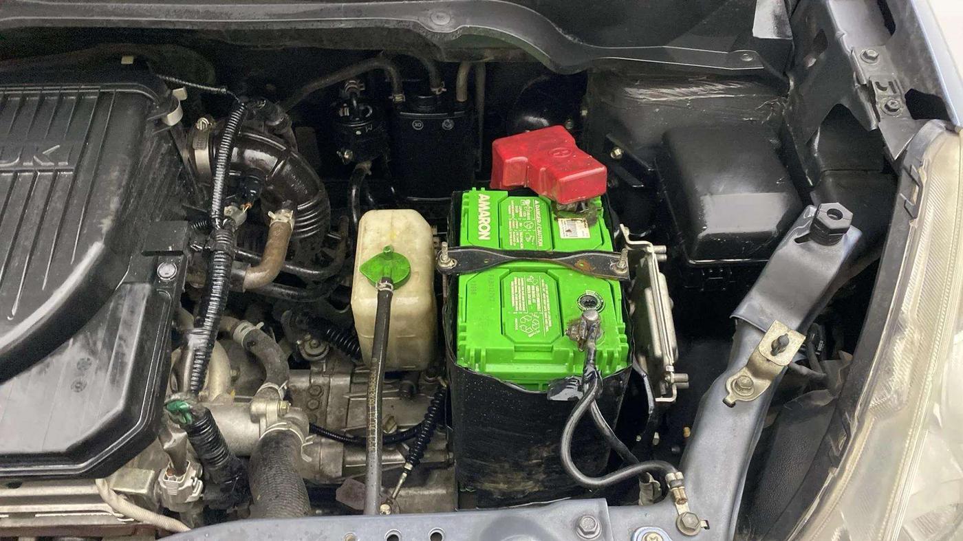 2013 Maruti Ritz VXI, Petrol, Manual, 45,943 km, Engine View - Left