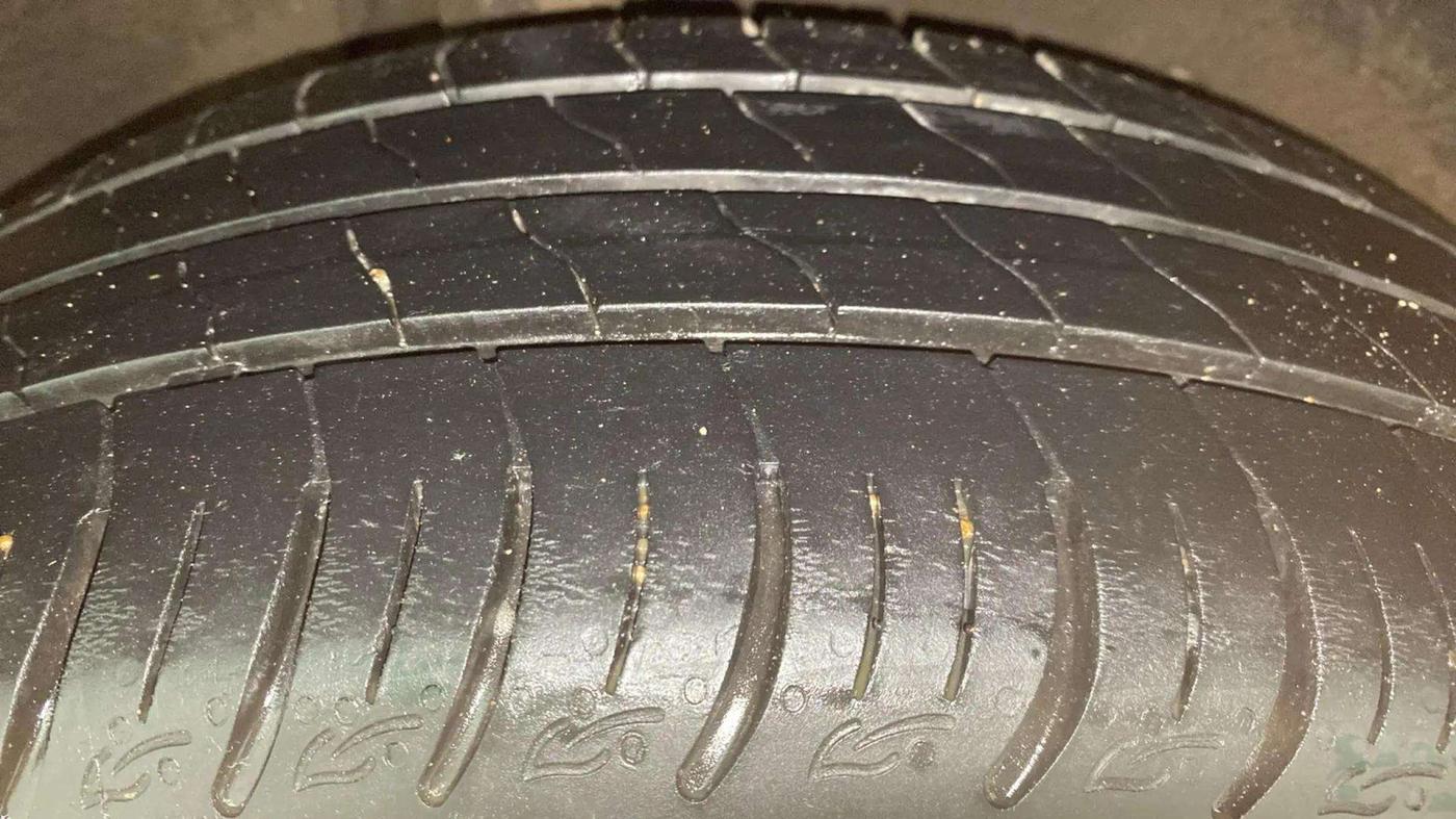 2018 Maruti Baleno ZETA PETROL 1.2, Petrol, Manual, 63,893 km, Right Rear Tyre Tread