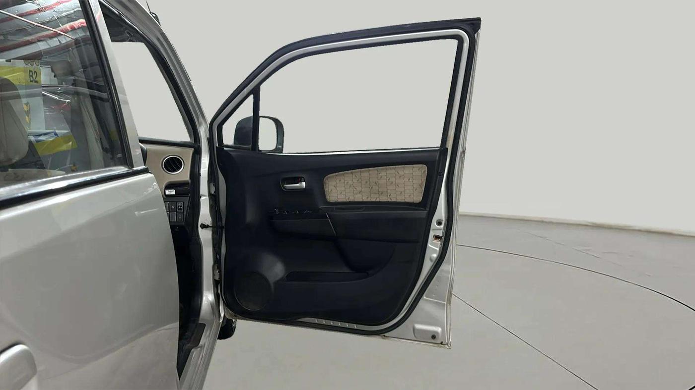2017 Maruti Wagon R 1.0 VXI, Petrol, Manual, 40,420 km, RHS Front Door