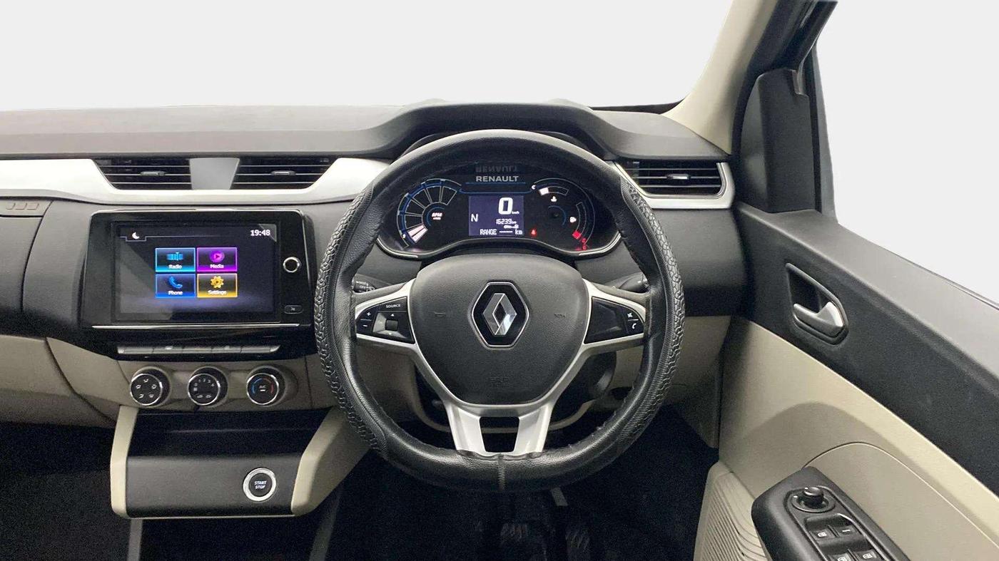 2022 Renault TRIBER RXZ AMT, Petrol, Automatic, 16,426 km, Steering Wheel Close Up