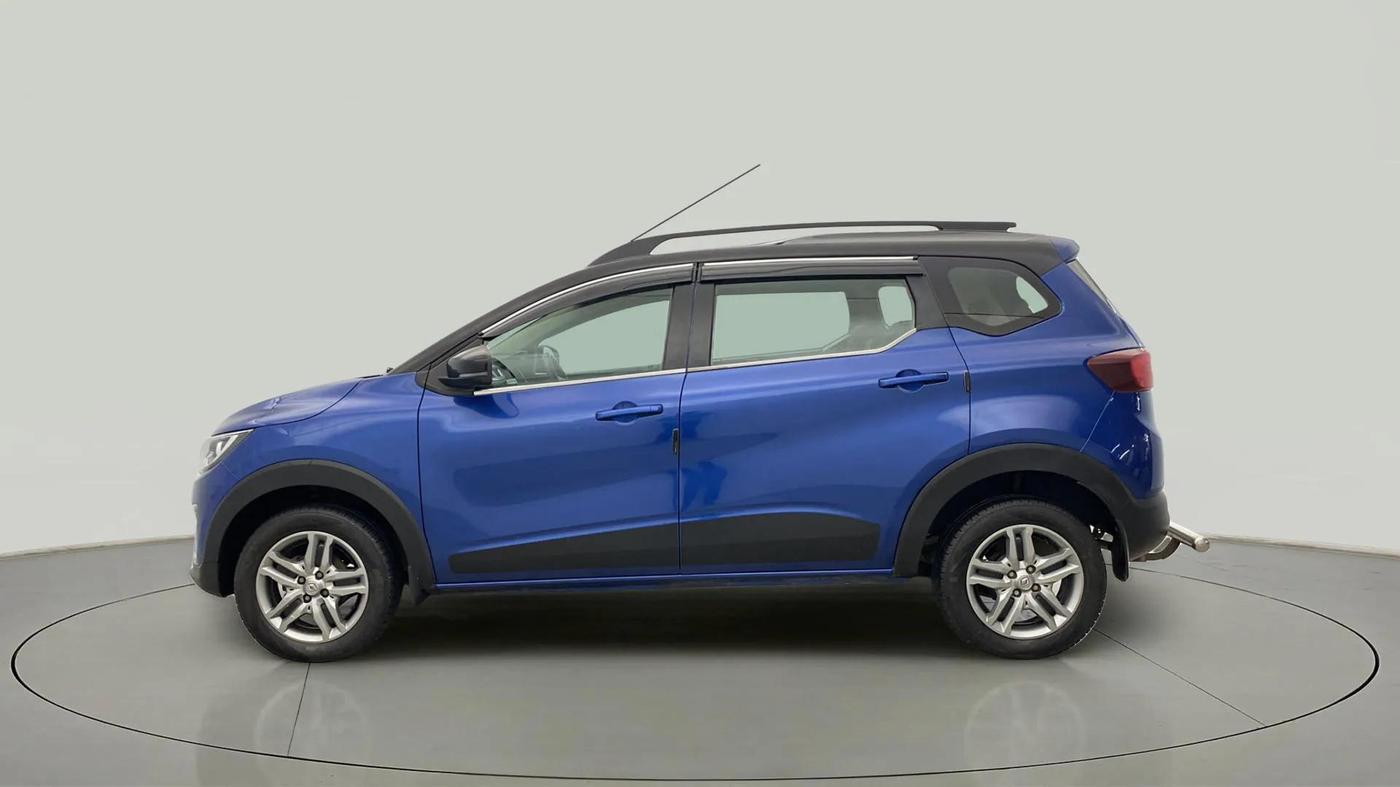 2022 Renault TRIBER RXZ AMT, Petrol, Automatic, 16,426 km, Left Side