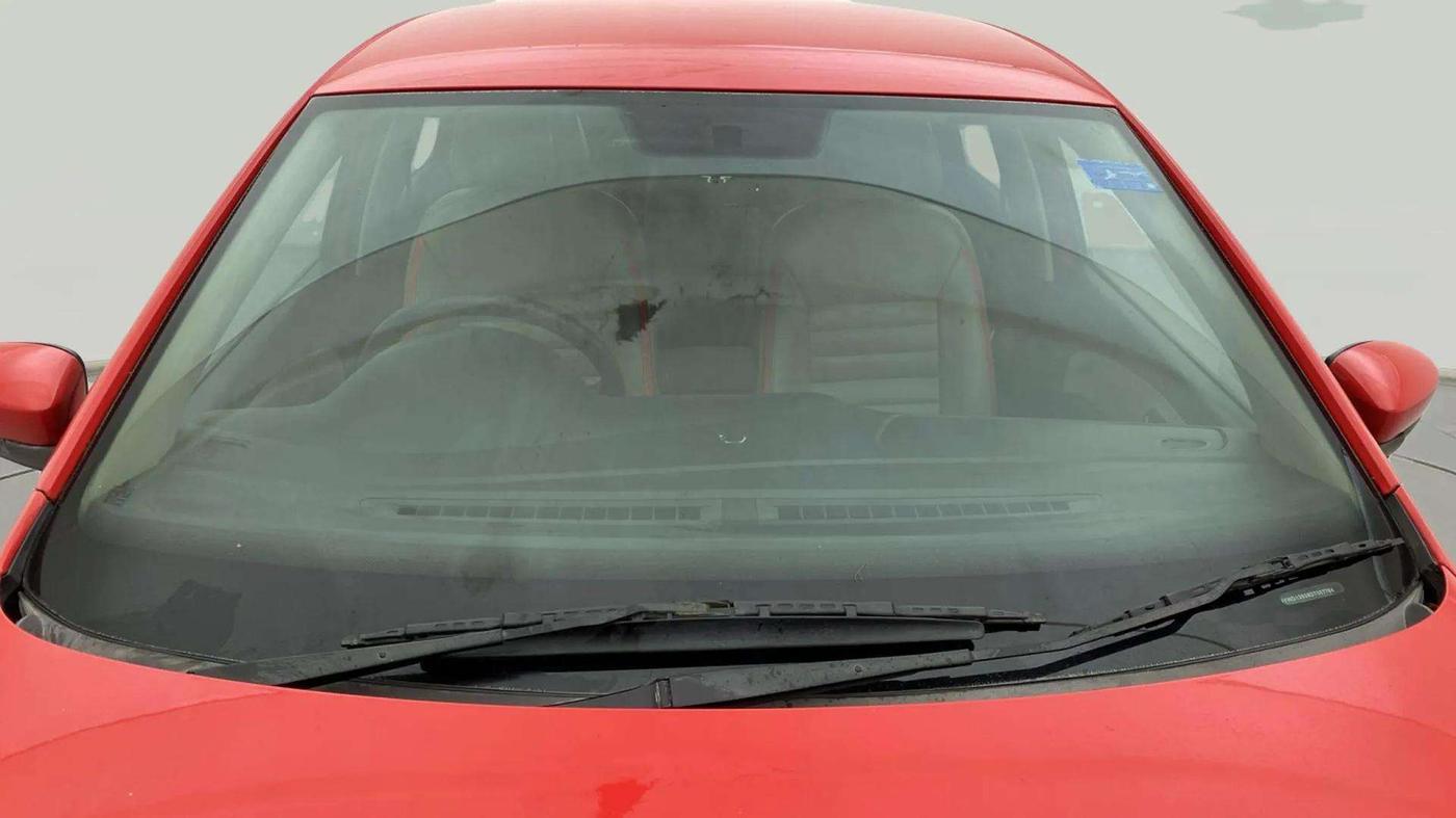 2013 Volkswagen Polo COMFORTLINE 1.2L PETROL, Petrol, Manual, 91,793 km, Front Windshield