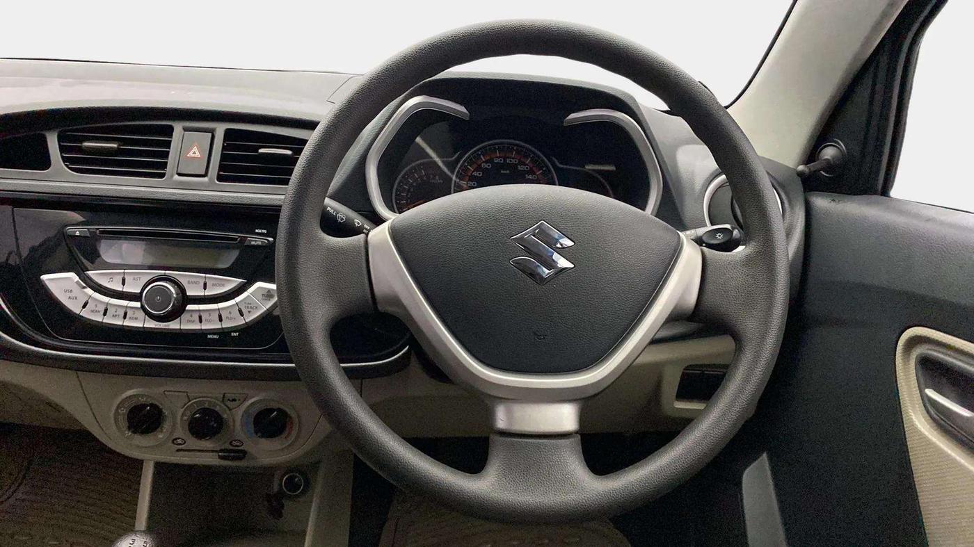 2016 Maruti Alto K10 VXI, Petrol, Manual, 12,592 km, Steering Wheel Close Up