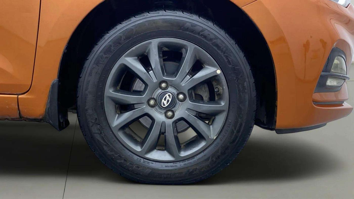 2018 Hyundai Elite i20 ASTA 1.2  CVT, Petrol, Automatic, 77,956 km, Right Front Wheel