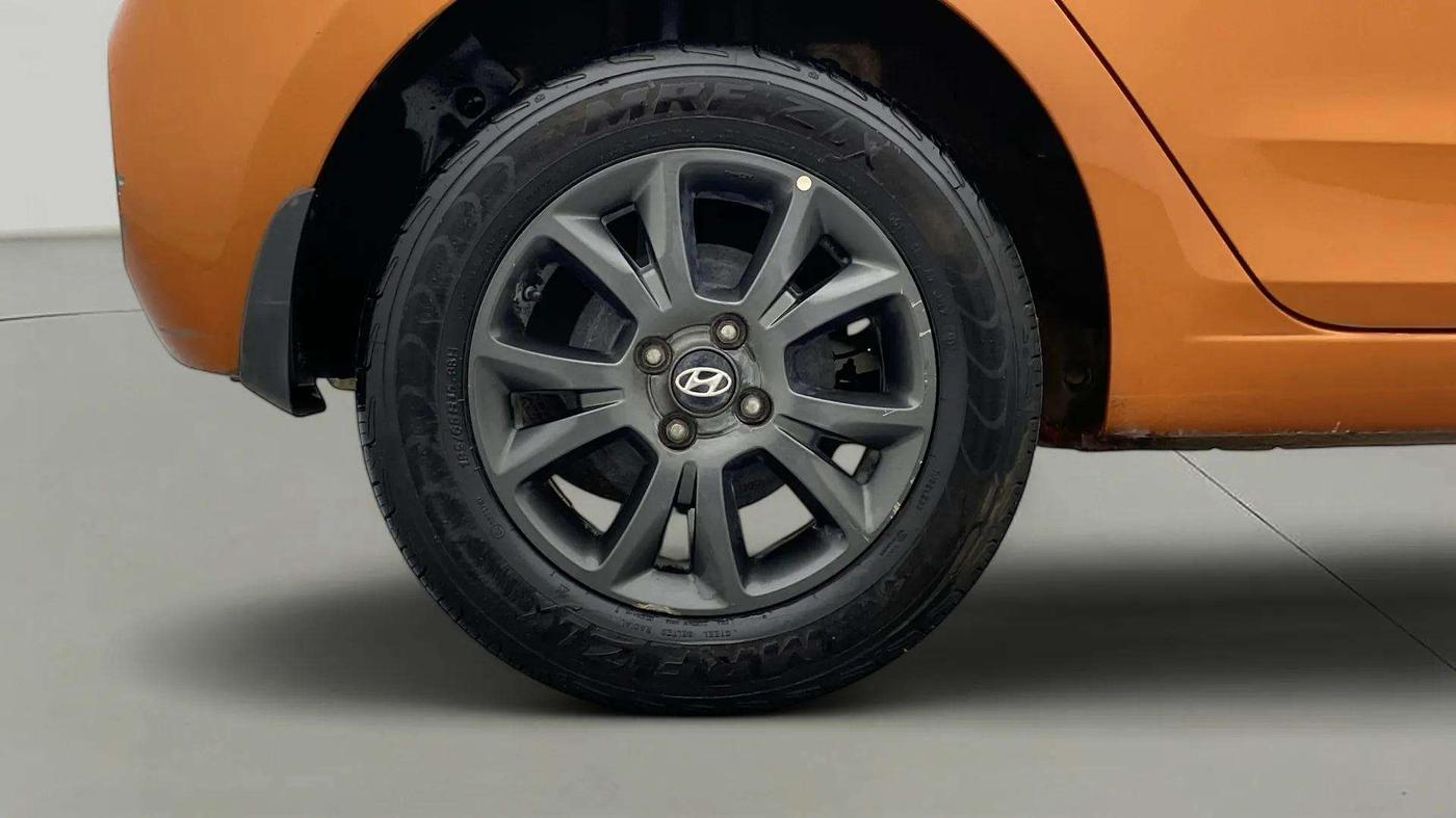 2018 Hyundai Elite i20 ASTA 1.2  CVT, Petrol, Automatic, 77,956 km, Right Rear Wheel