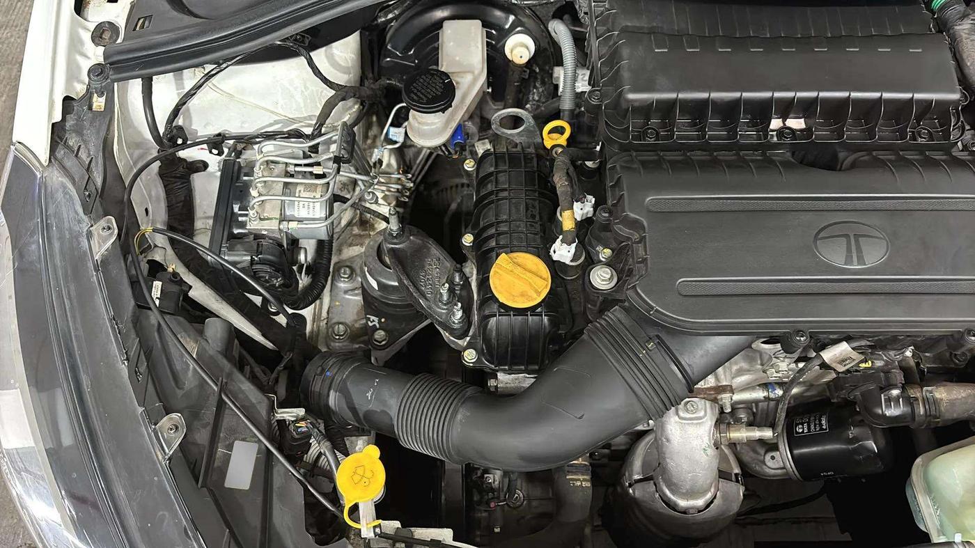 2024 Tata TIGOR XZA Plus iCNG , CNG, Automatic, 20,086 km, Engine View - Right
