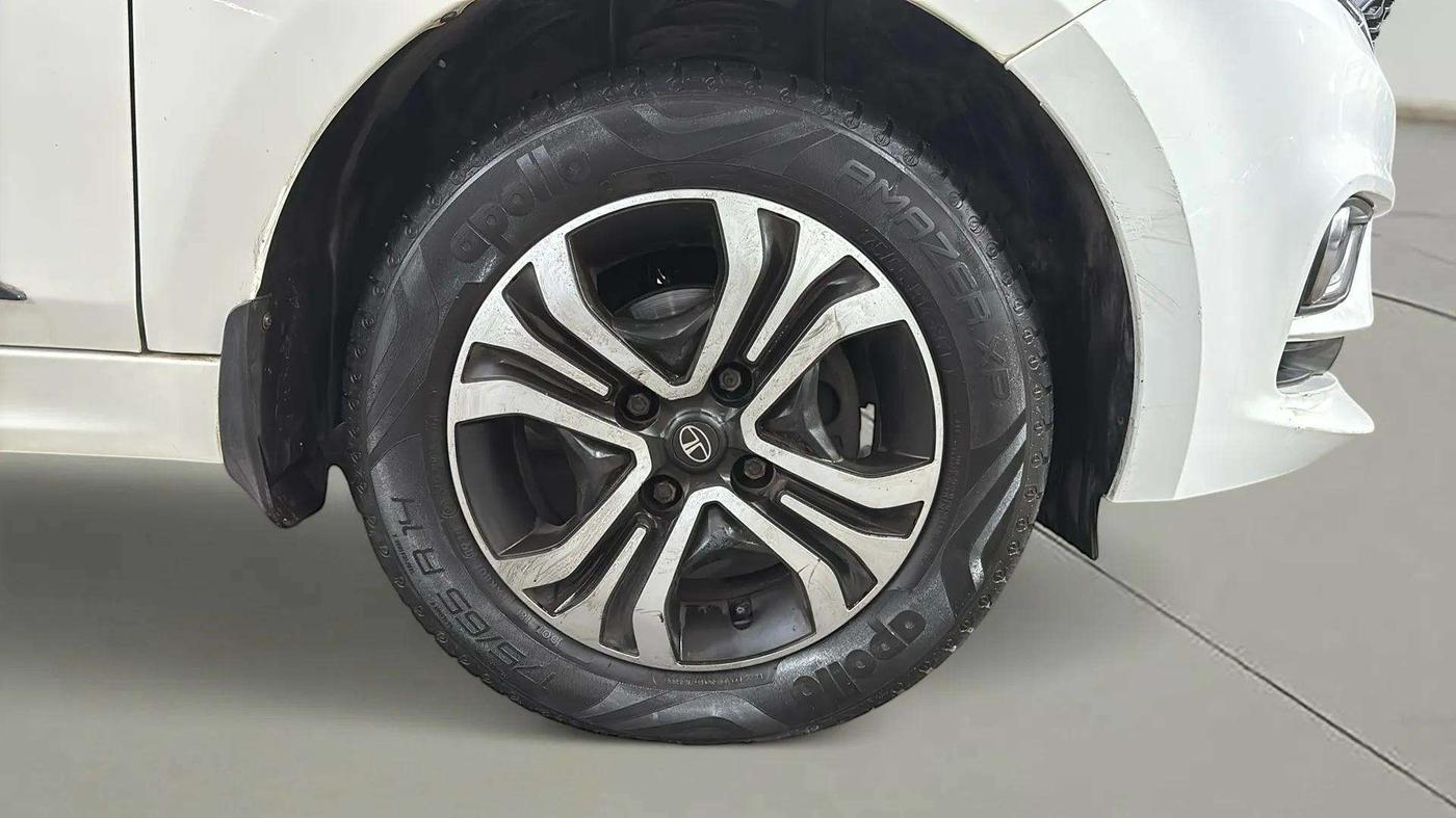 2024 Tata TIGOR XZA Plus iCNG , CNG, Automatic, 20,086 km, Right Front Wheel