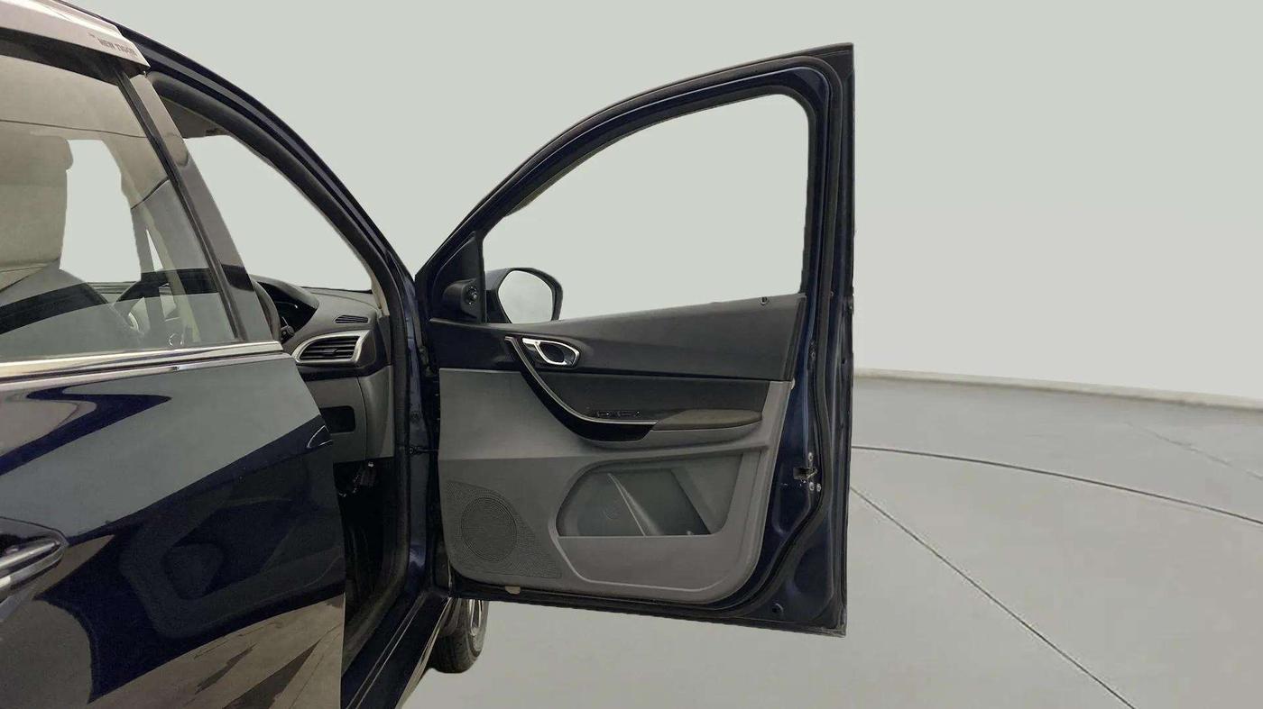 2019 Tata TIGOR XZ PLUS PETROL, Petrol, Manual, 36,909 km, RHS Front Door