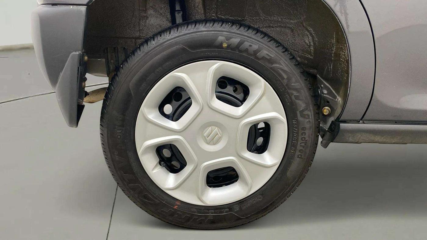 2023 Maruti S PRESSO VXI PLUS (O) AMT, Petrol, Automatic, 14,153 km, Right Rear Wheel