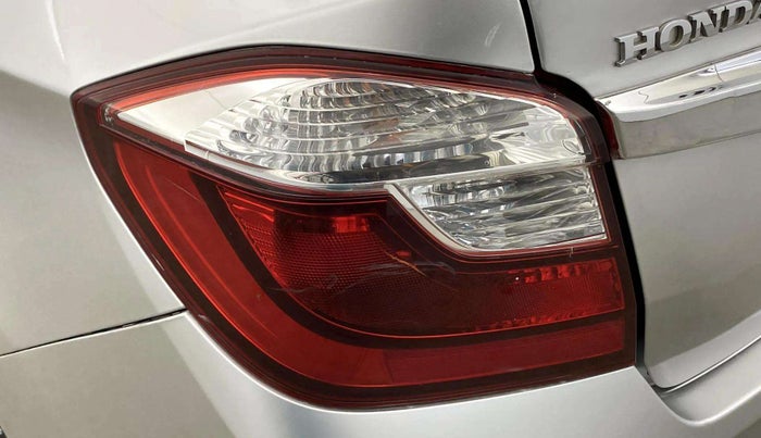 2017 Honda Amaze 1.2L I-VTEC S OPT, CNG, Manual, 68,908 km, Left tail light - Minor scratches