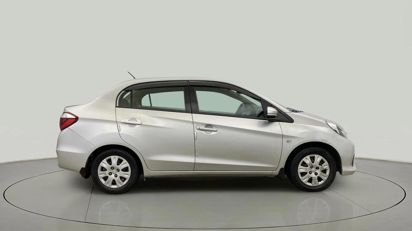 2017 Honda Amaze 1.2L I-VTEC S OPT, CNG, Manual, 68,908 km, Right Side View