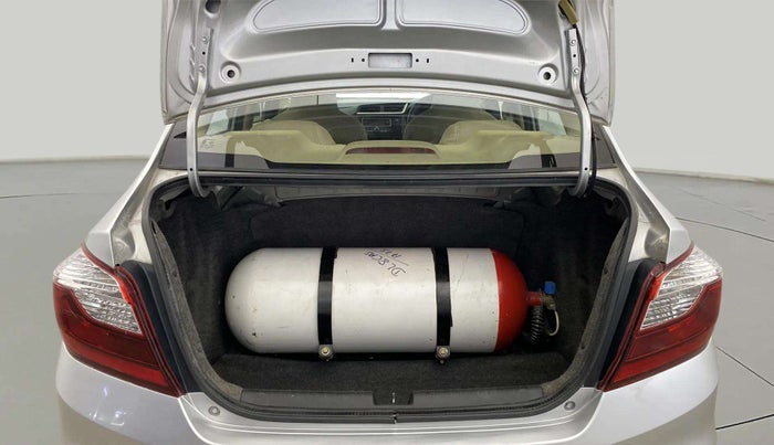 2017 Honda Amaze 1.2L I-VTEC S OPT, CNG, Manual, 68,908 km, Boot Inside