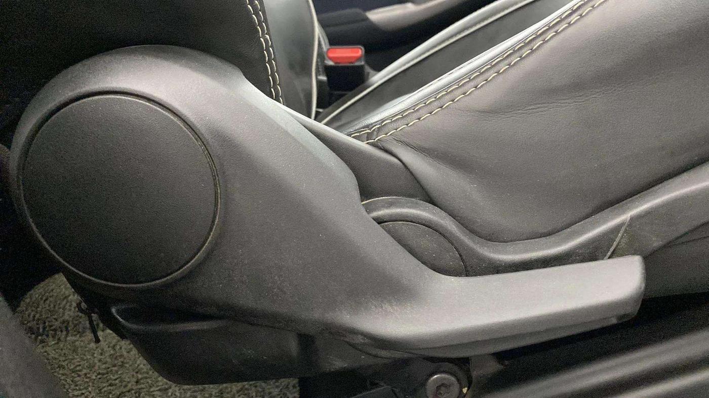 2020 Toyota Glanza G, Petrol, Manual, 58,115 km, Driver Side Adjustment Panel