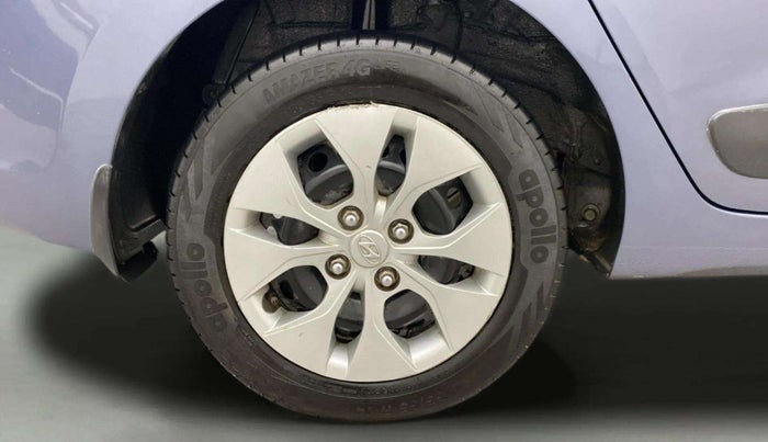 2016 Hyundai Xcent S AT 1.2, Petrol, Automatic, 52,895 km, Right Rear Wheel