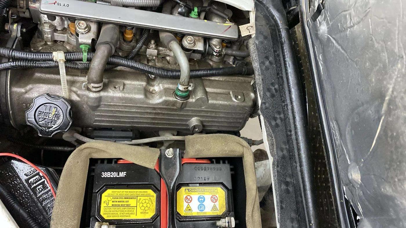 2020 Maruti Eeco 5 STR WITH A/C+HTR, Petrol, Manual, 26,346 km, Engine View - Right